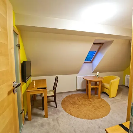 Sofia Hotel *
