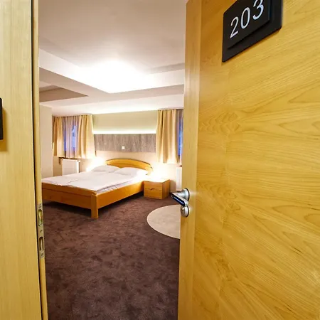 Hotel Sofia Trzic