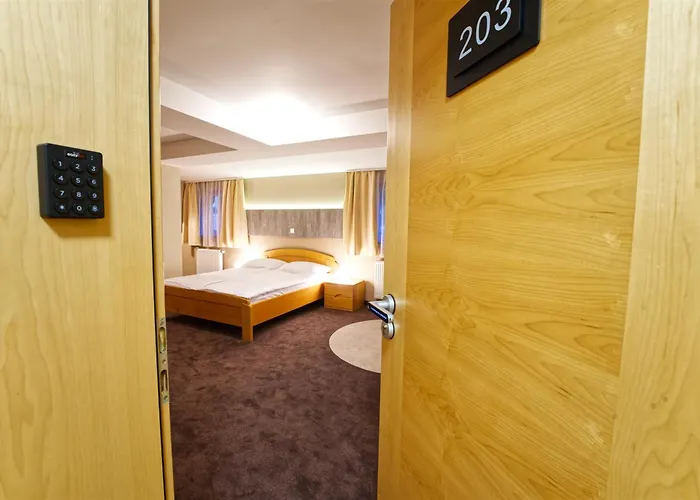 מלון Sofia Tržič